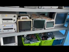 Διάφορα μοντέλα οθονών (Philips, Mindray, GE)